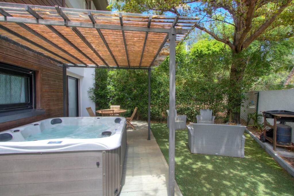 Le Grand Bleu - Jacuzzi - Apt La Saline Le Bains Εξωτερικό φωτογραφία