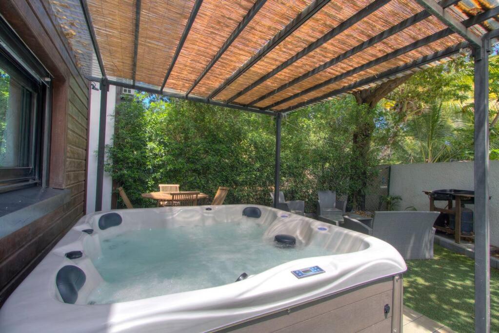 Le Grand Bleu - Jacuzzi - Apt La Saline Le Bains Εξωτερικό φωτογραφία